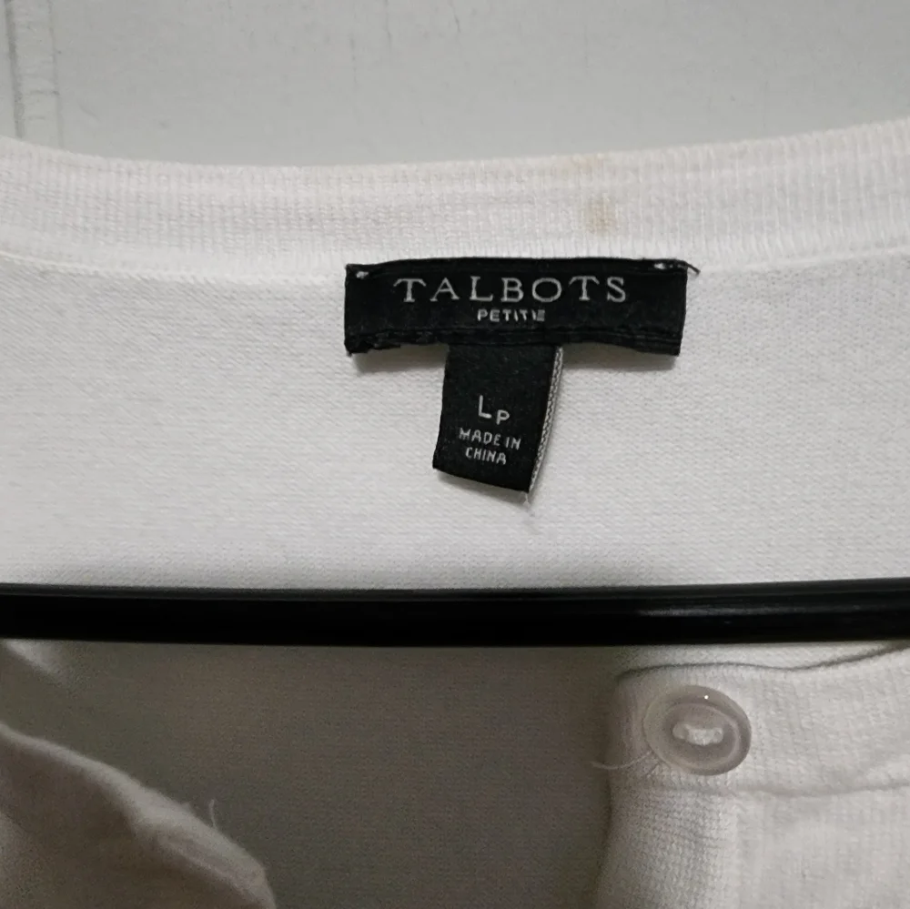 Talbolts Soft Cuddly , Cute White Cardigan - Picture 6 of 15